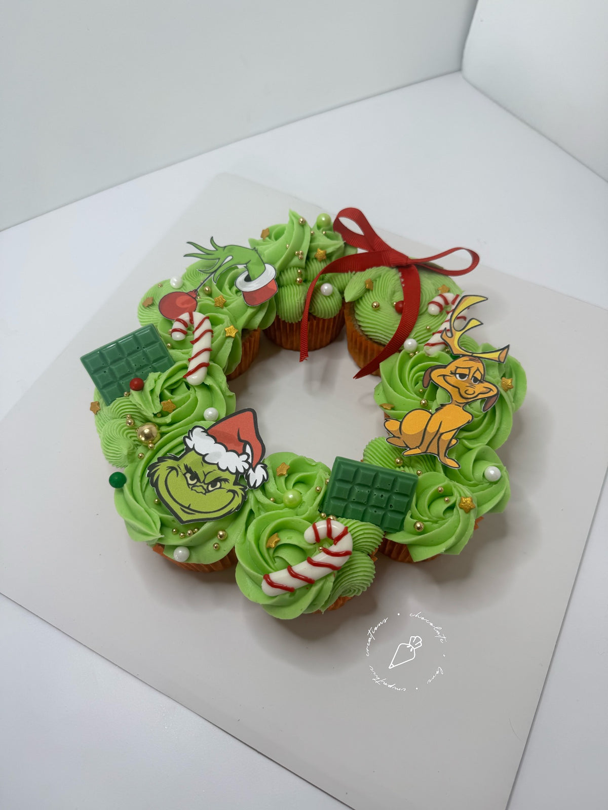 Cupcake Wreath